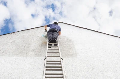 Peinture extérieure à la Guierche — façades et ravalement